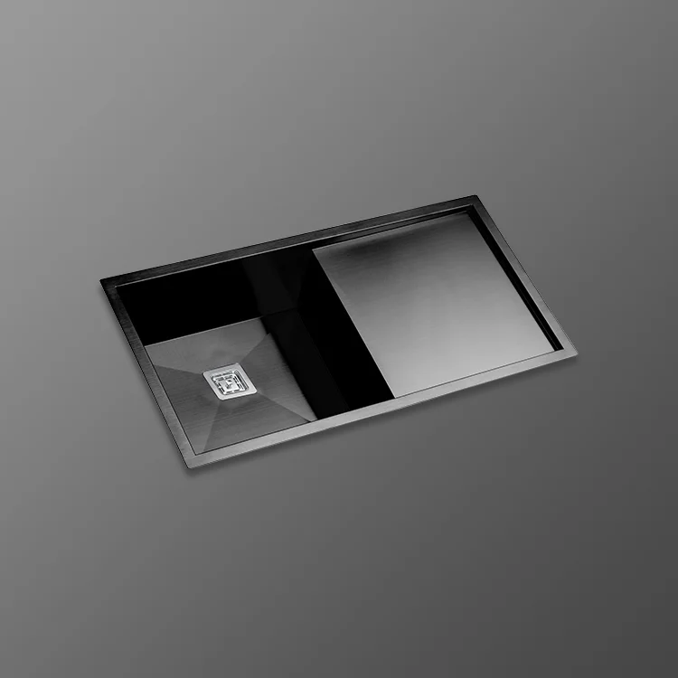Modern Carra sink with built-in drainboard, ideal for efficient dish drying and kitchen use